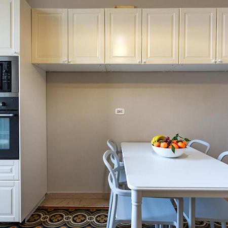 100Mq Maison Paradise - Central & Elegant Apt Барі Екстер'єр фото